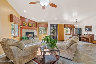 04-Living Area