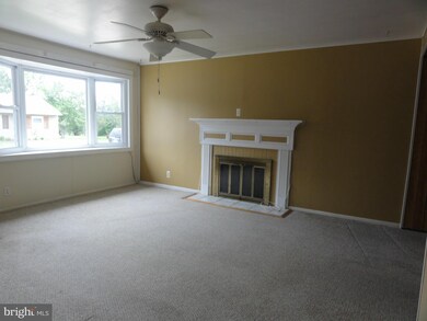 1115 Armistead St, Glen Burnie, MD 21061 - photo 2