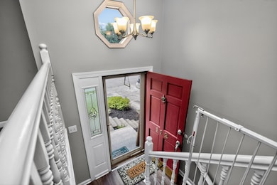 112 Queensway - foyer