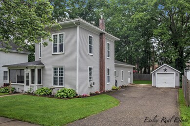 04-211 S Webster-WindowStill-Real-Estate