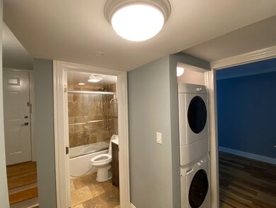 2816 W Arthur Ave unit 1, Chicago, IL 60645 - photo 7