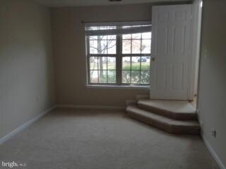 46351 Hobbs Square, Sterling, VA 20165 - photo 2