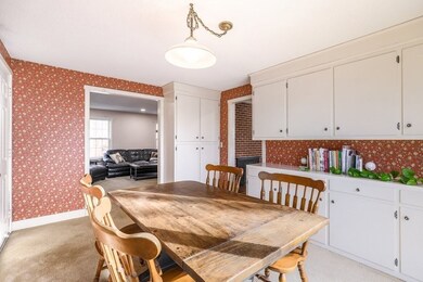 71 Maple St, North Brookfield, MA 01535 - photo 6