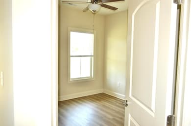 110 Hallandale Ln unit Left, Murrells Inlet, SC 29576 - photo 5