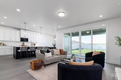 6091 W Pewter Point St, Meridian, ID 83646 - photo 2