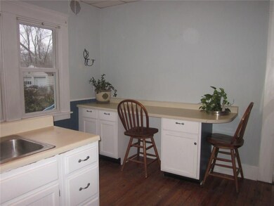 2138 California St, Columbus, IN 47201 - photo 7