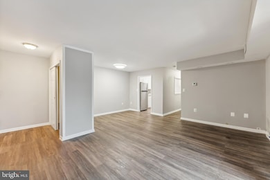 10724 West Dr unit 204, Fairfax, VA 22030 - photo 3