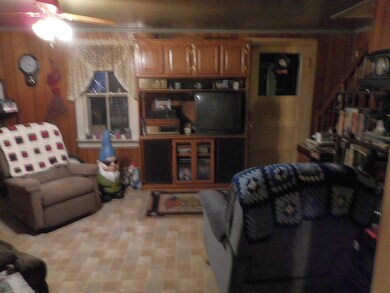 Living room 3