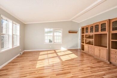 45 Seneca St, Rochester, NH 03867 - photo 5