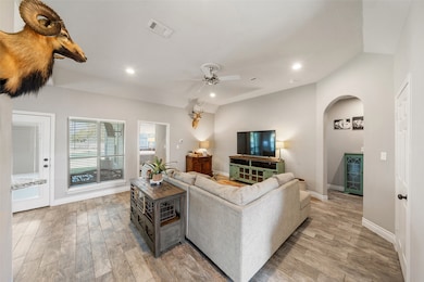 14073 Overstreet Dr, Willis, TX 77318 - photo 4