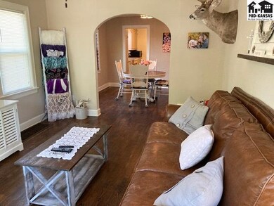 130 N Charles St, McPherson, KS 67460 - photo 3