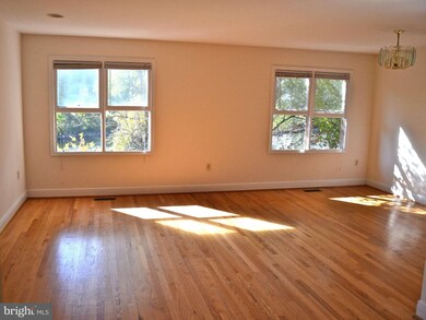 7644 Westlake Terrace, Bethesda, MD 20817 - photo 3