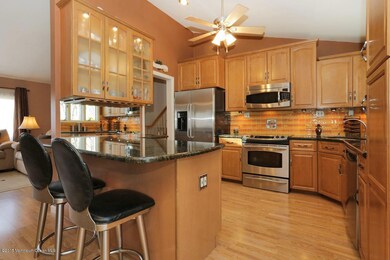 kitchen_1200.jpg