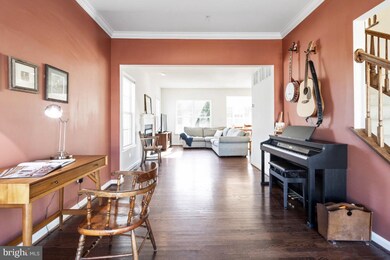 6713 Monroe Ave, Sykesville, MD 21784 - photo 7