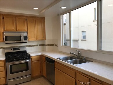 5250 Premiere Hills Cir unit 208, Woodland Hills, CA 91364 - photo 4