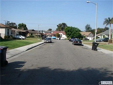 1129 E 124th St, Los Angeles, CA 90059 - photo 3