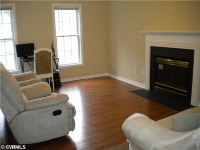 Den/Family/Great Room - Gas Fireplace
