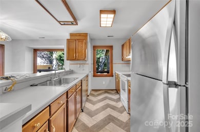 702 Trail Ridge Rd, Matthews, NC 28105 - photo 5