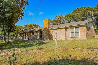 458 Point Ct, Weatherford, TX 76087 - photo 4