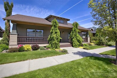 1553 NW Ivy Ave, Redmond, OR 97756 - photo 2