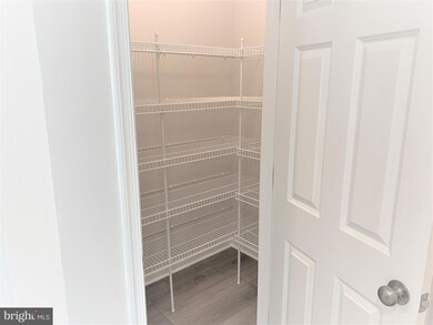 13120 Dowdens Station Way, Clarksburg, MD 20871 - photo 7