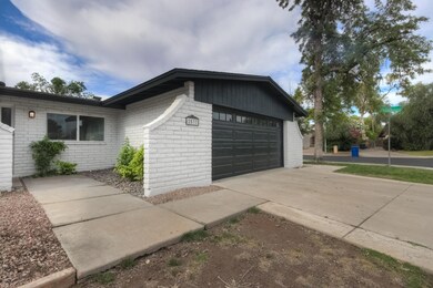 2537 W Portobello Ave-10