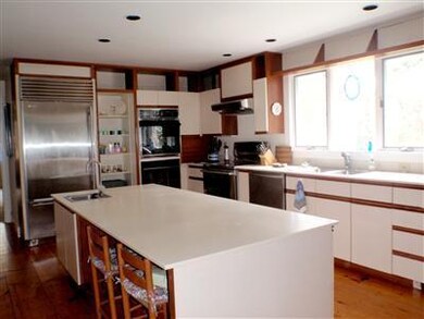 23 Woodland Ave, Edgartown, MA 02539 - photo 6