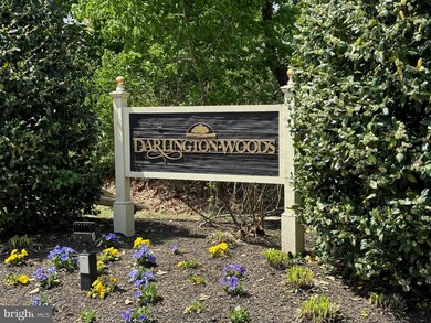 335 Danbury Ct unit 335, Glen Mills, PA 19342 - photo 2