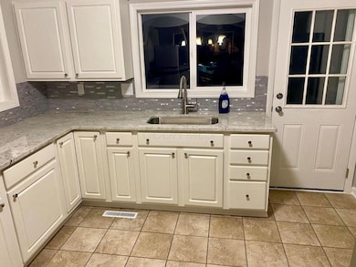 4052 Ural Ave, Columbus, OH 43213 - photo 5