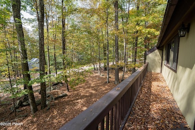 11 Boulder Ct, Lake Ariel, PA 18436 - photo 6