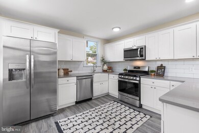 600 Morton Ave, Folsom, PA 19033 - photo 7