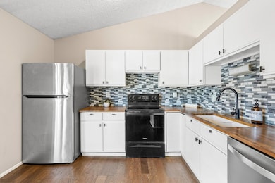 2620 Millview Dr, Columbus, OH 43207 - photo 2