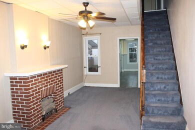 313 Spruce St, West Reading, PA 19611 - photo 4