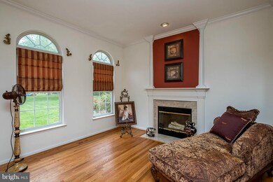 6213 Brooklyn Bridge Rd, Laurel, MD 20707 - photo 5