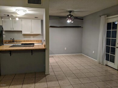 807 E Cochise Dr unit B, Phoenix, AZ 85020 - photo 7