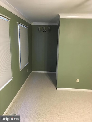 21913 Myrtlewood Square, Sterling, VA 20164 - photo 5