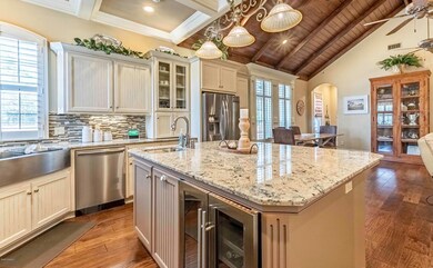 101 Lefleur kitchen view 4