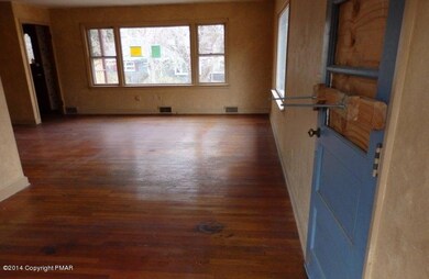 721 Avenue B, Stroudsburg, PA 18360 - photo 3