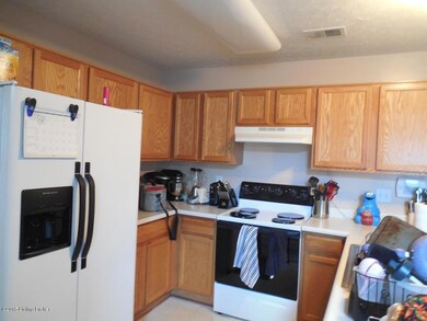 7921 Grand Cascade Dr unit 7501, Louisville, KY 40228 - photo 2