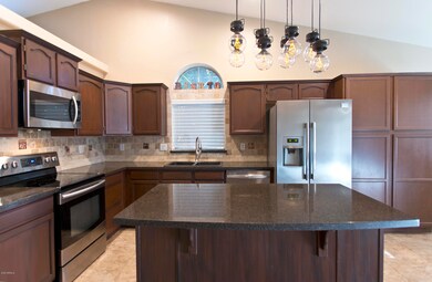 681 W Fairview St, Chandler, AZ 85225 - photo 4