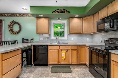 10 West Ave unit D, Webster, MA 01570 - photo 4