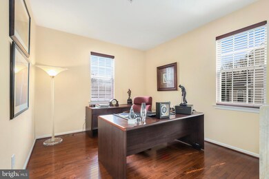 6403 Zinnia Ct, Glenn Dale, MD 20769 - photo 7