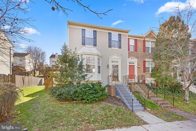 771 Pine Drift Dr, Odenton, MD 21113 - photo 2