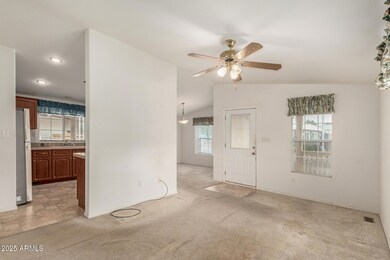 201 S Greenfield Rd unit 17, Mesa, AZ 85206 - photo 6