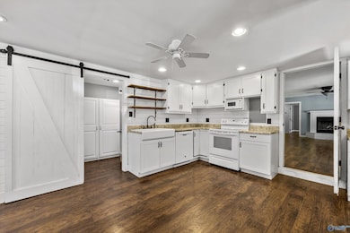 2648 Old Big Cove Rd SE, Owens Cross Roads, AL 35763 - photo 7