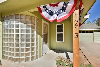 1213 W Pine Ave, Duncan, OK 73533 - photo 5