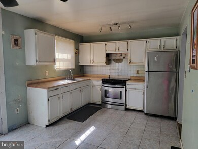 2024 Yew Ct, Saint Leonard, MD 20685 - photo 2