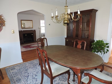 86 Parkway Dr, Stratford, CT 06614 - photo 7