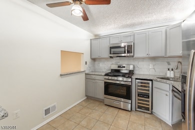 302 English Place unit D2, Basking Ridge, NJ 07920 - photo 2