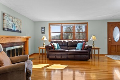 17 Baben Rd, Hudson, MA 01749 - photo 2